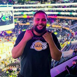 DylPicksGreens’s avatar
